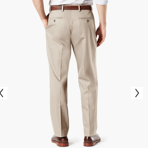 Dockers Signature Khaki Lux Classic-Fit Stretch - Picture 2 of 6